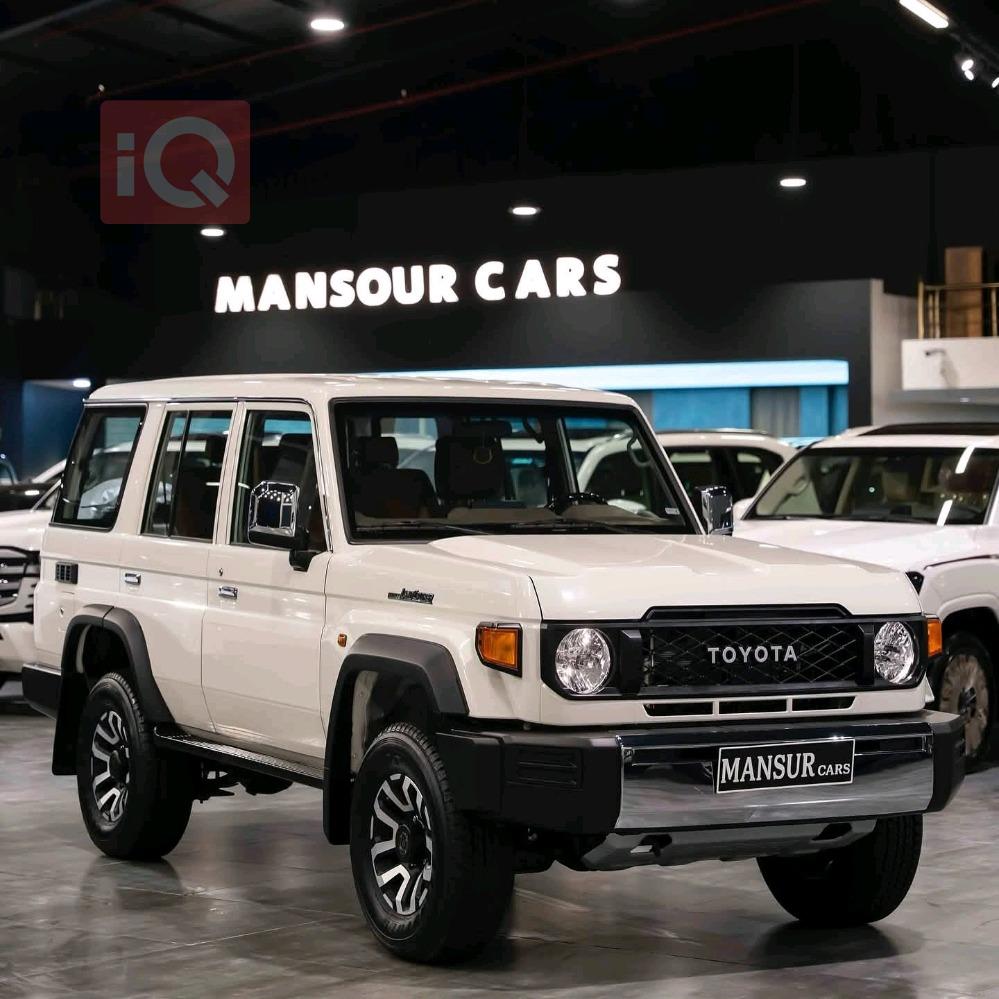 تۆیۆتا لاند کرۆزەر 76